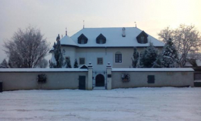Kotesova Castle
